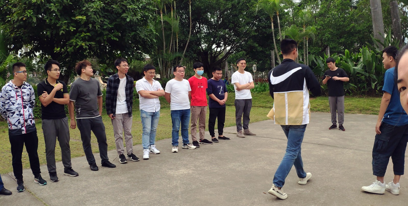 1730712538610232.jpg 1730712538610232.jpg